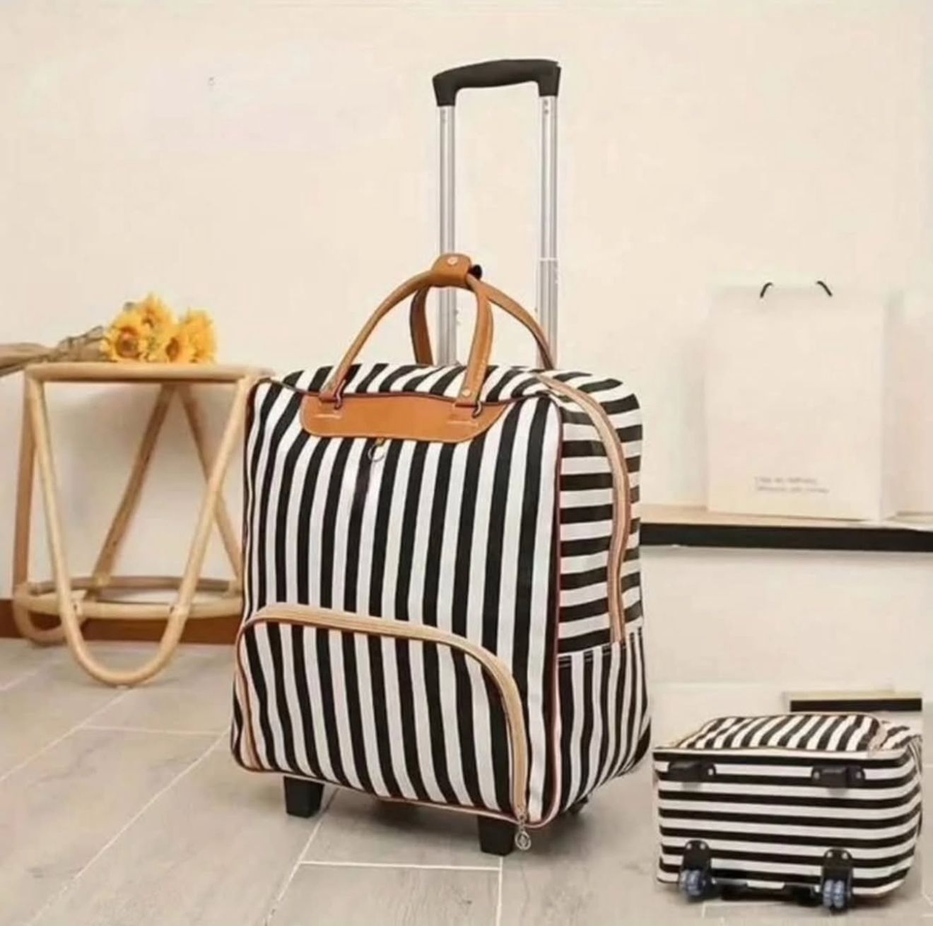 4 universal wheels Trolley Travel Bag