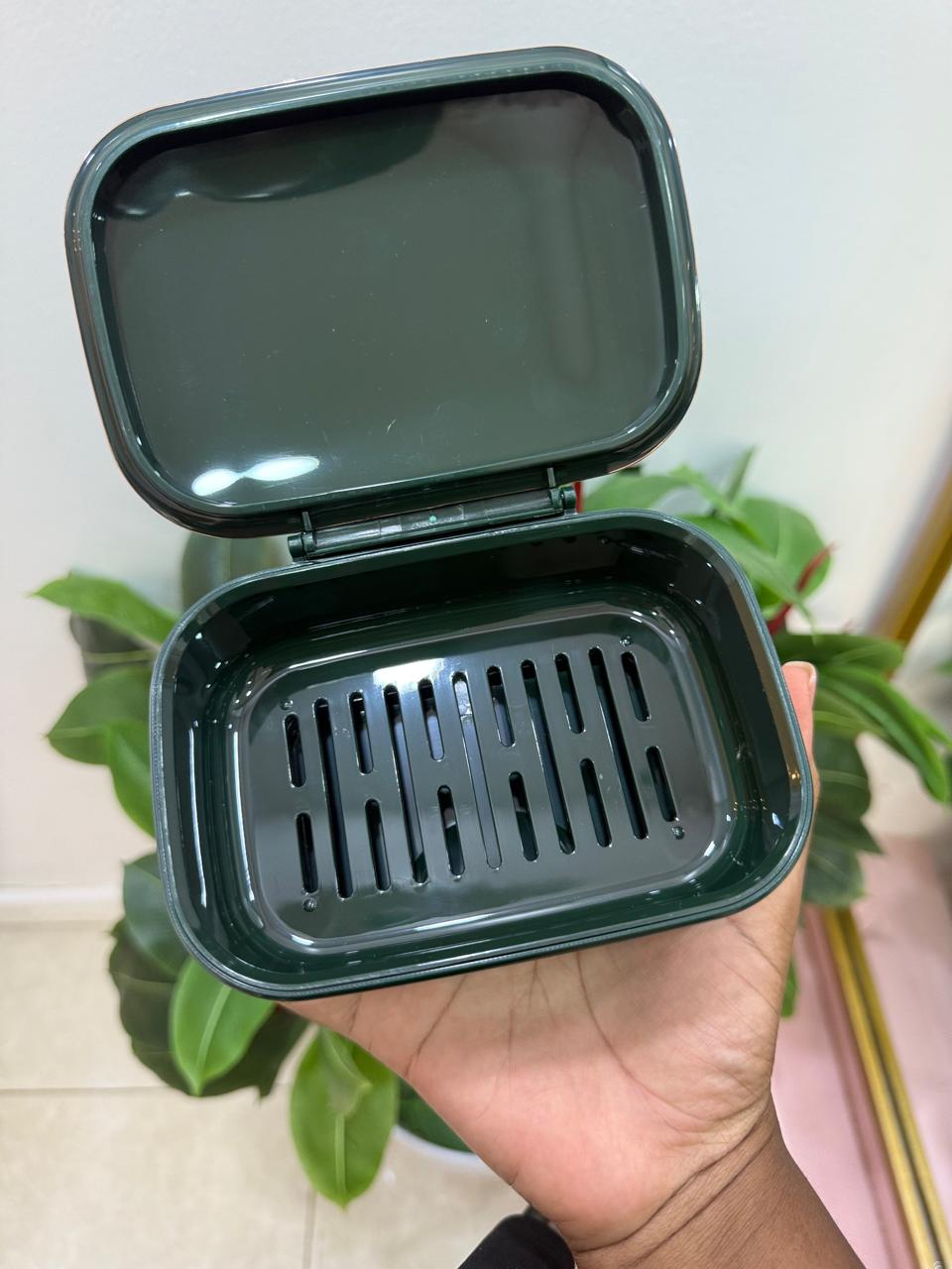 Wall Mounted Soap Box With Lid Drainage.